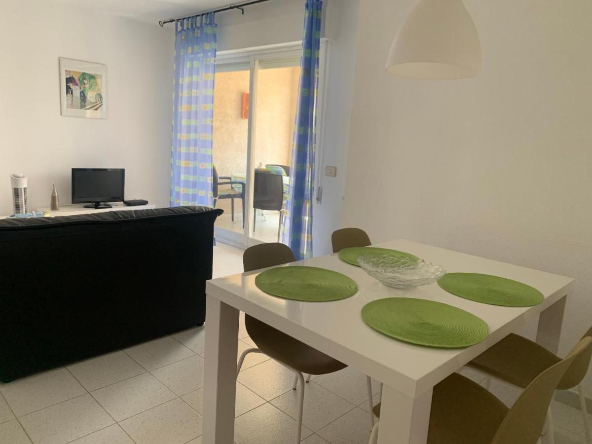 Piso Vacacional Con Piscina En Benicassim Apartment Bagian luar foto