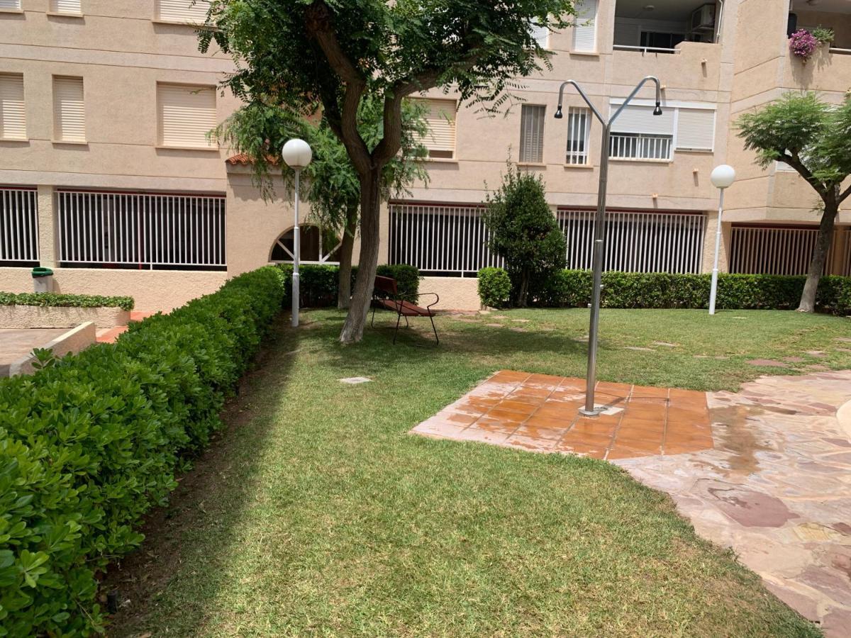 Piso Vacacional Con Piscina En Benicassim Apartment Bagian luar foto